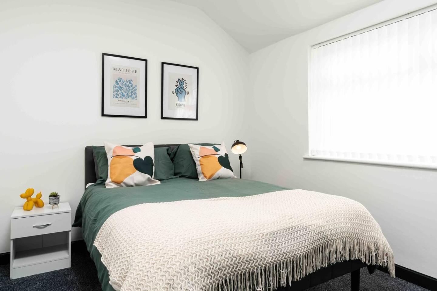 3-Bed Scouse House Near Anfield & Goodison Liverpool Exterior foto