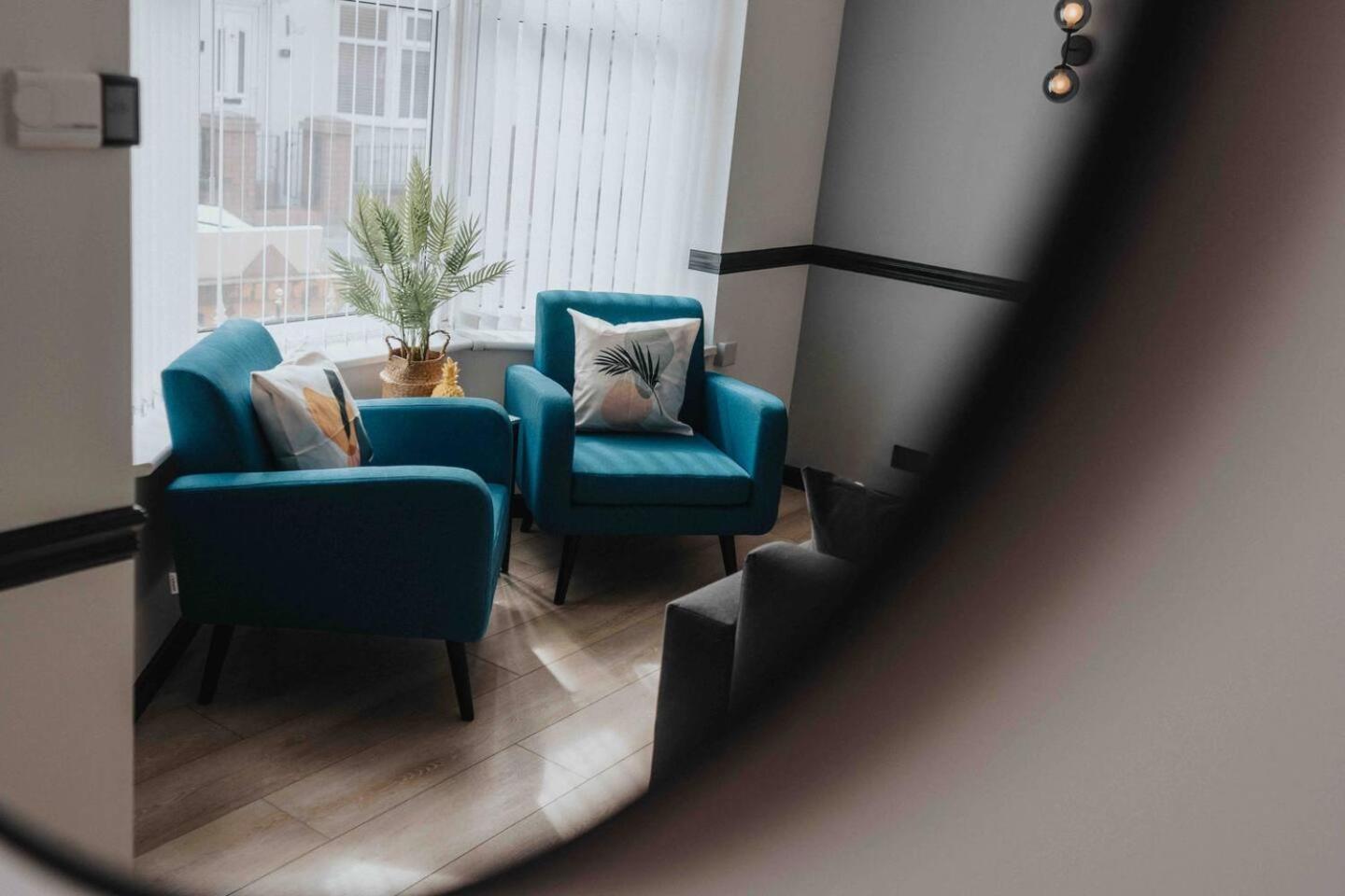 3-Bed Scouse House Near Anfield & Goodison Liverpool Exterior foto